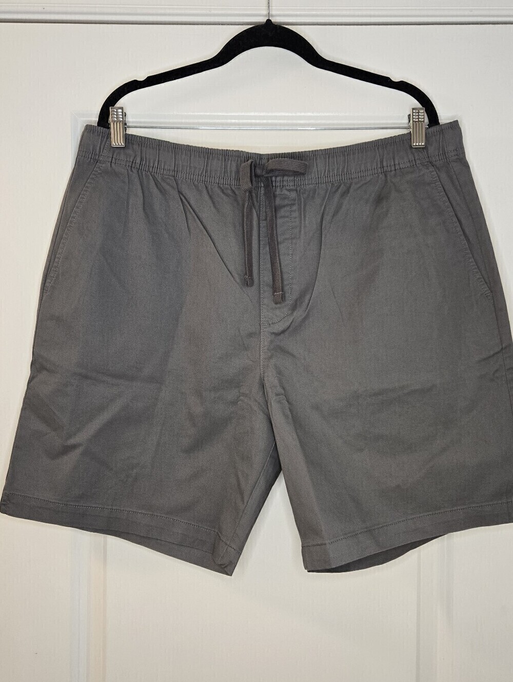 Banana Republic Pull on Short Gray Size XL Inseam 8"